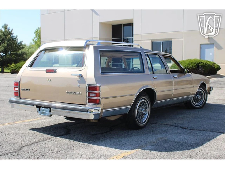 1987 Chevrolet Caprice - Image 30 of 31