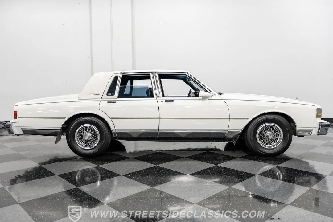 1987 Chevrolet Caprice - Image 13 of 21