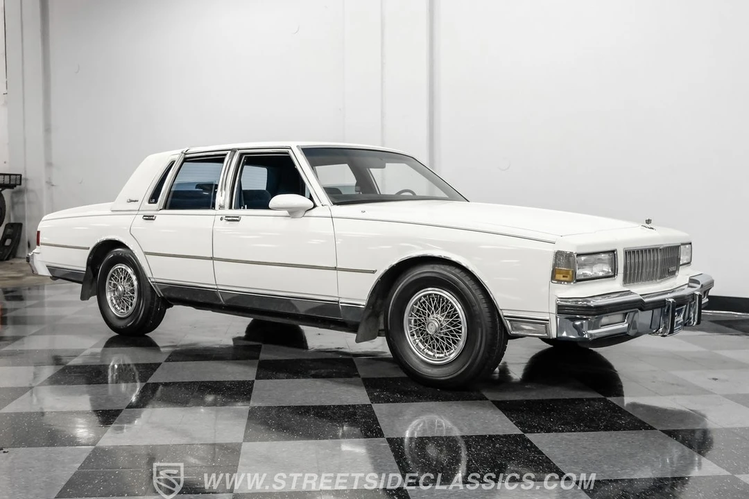 1987 Chevrolet Caprice - Image 14 of 21