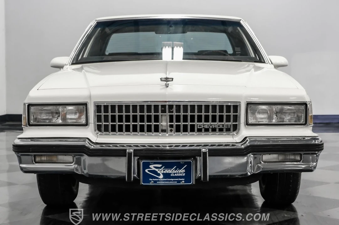 1987 Chevrolet Caprice - Image 17 of 21