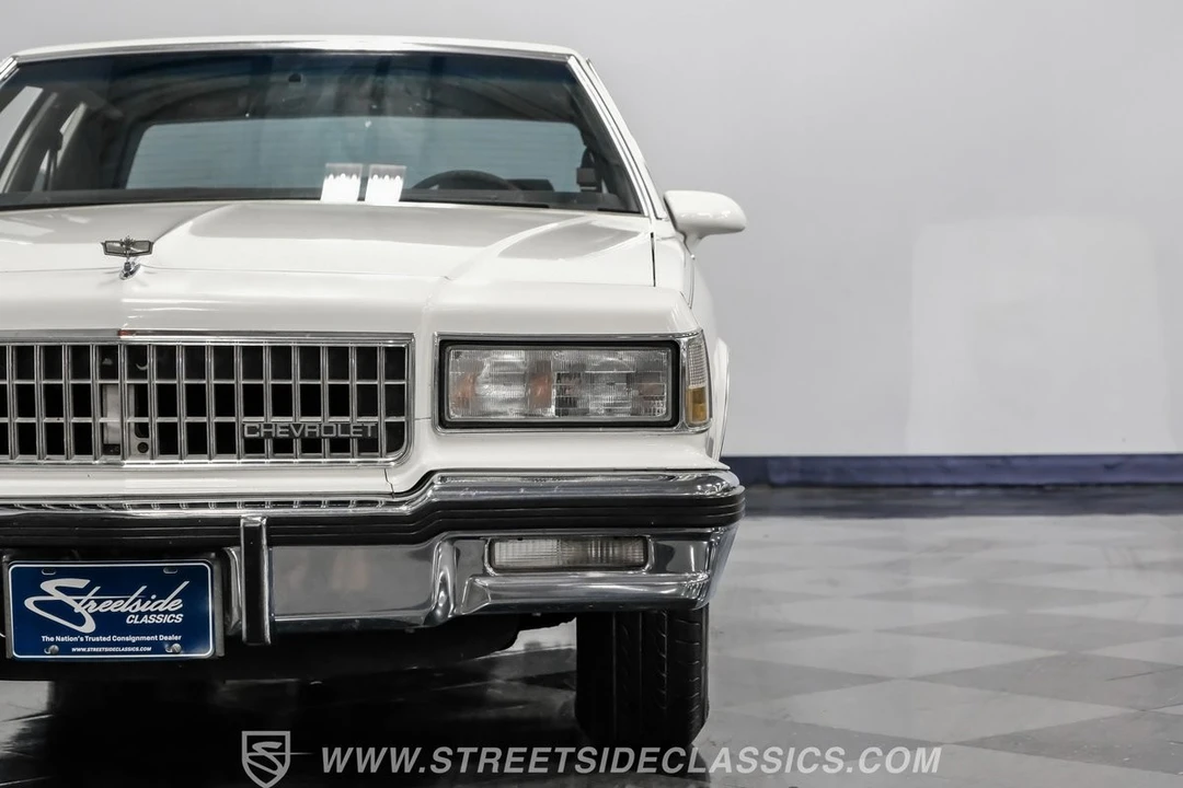 1987 Chevrolet Caprice - Image 19 of 21