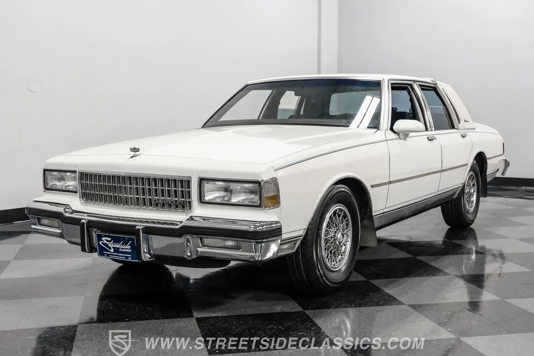 1987 Chevrolet Caprice - Image 18 of 21