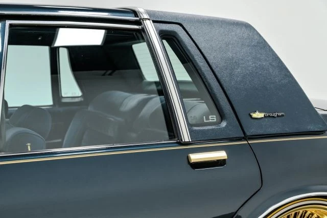 1987 Chevrolet Caprice - Image 30 of 31