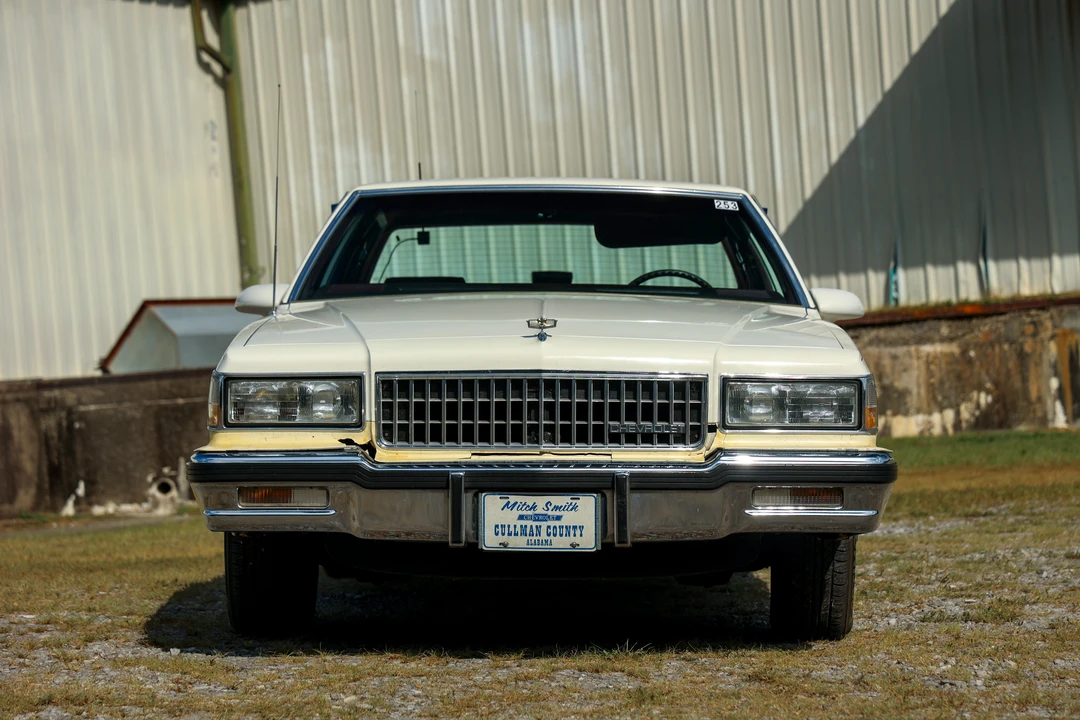 1987 Chevrolet Caprice - Image 3 of 31