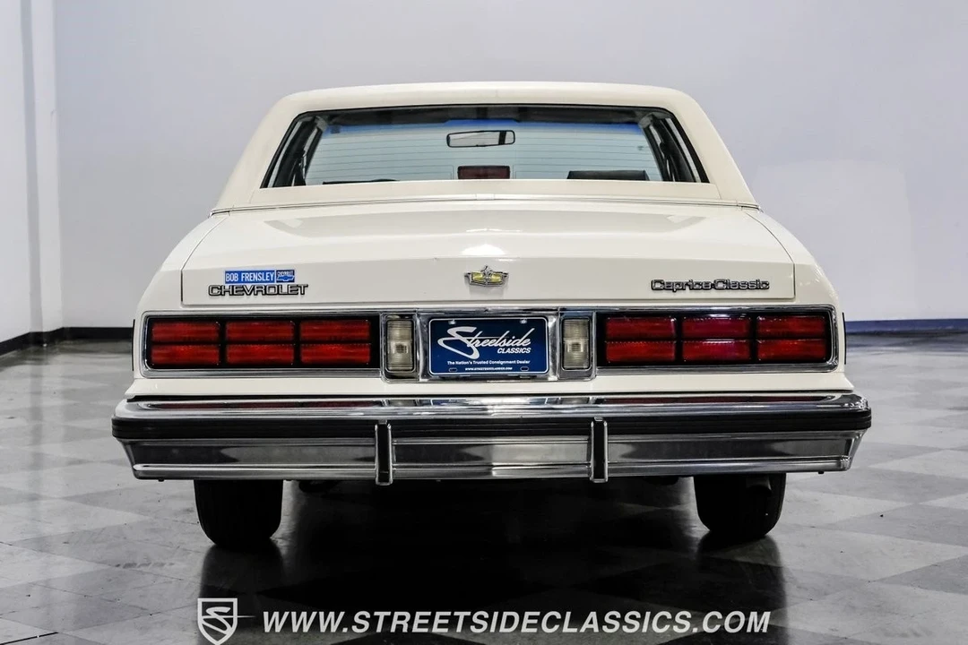 1987 Chevrolet Caprice - Image 11 of 12