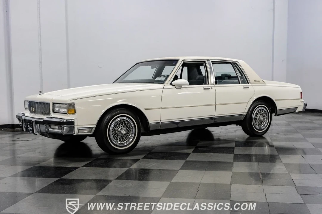 1987 Chevrolet Caprice - Image 6 of 12