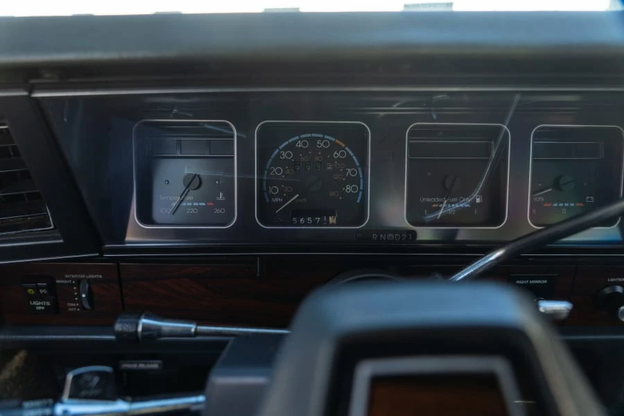 1987 Chevrolet Caprice - Image 13 of 15