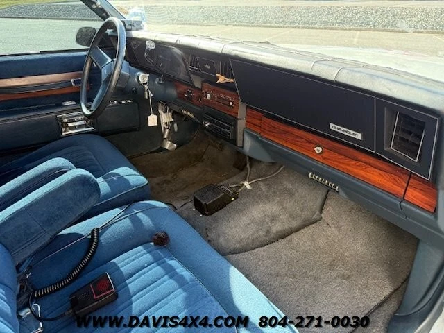 1987 Chevrolet Caprice - Image 29 of 31