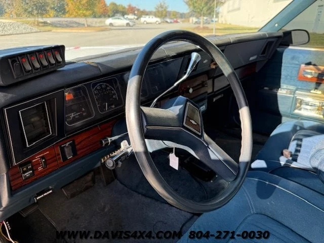 1987 Chevrolet Caprice - Image 24 of 31