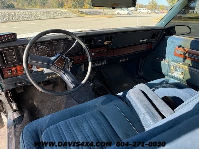 1987 Chevrolet Caprice - Image 28 of 31