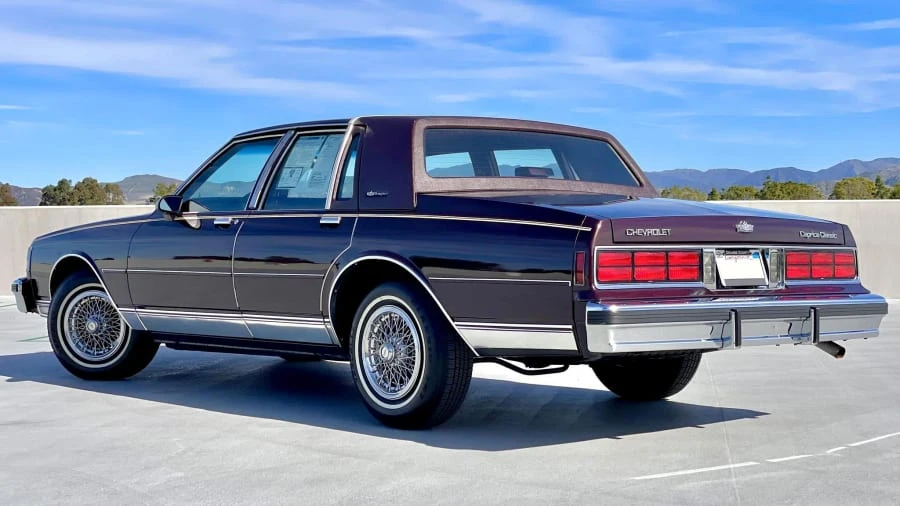 1987 Chevrolet Caprice - Image 8 of 31