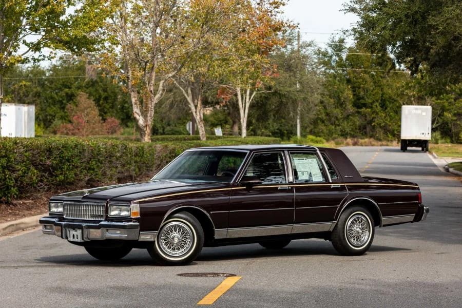 1987 Chevrolet Caprice - Image 9 of 31