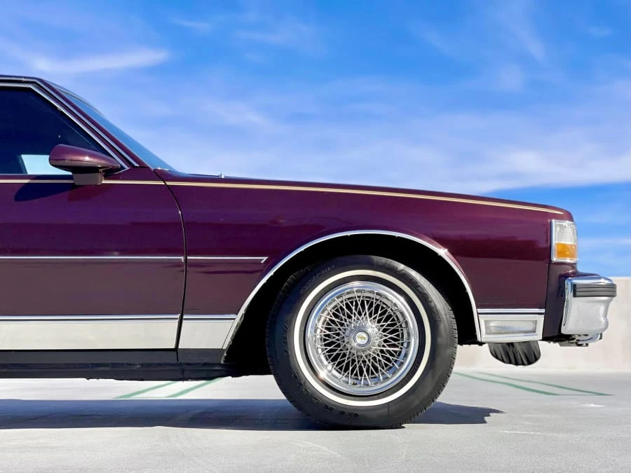 1987 Chevrolet Caprice - Image 24 of 31
