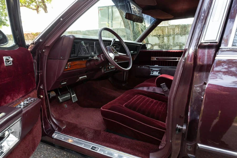 1987 Chevrolet Caprice - Image 20 of 31
