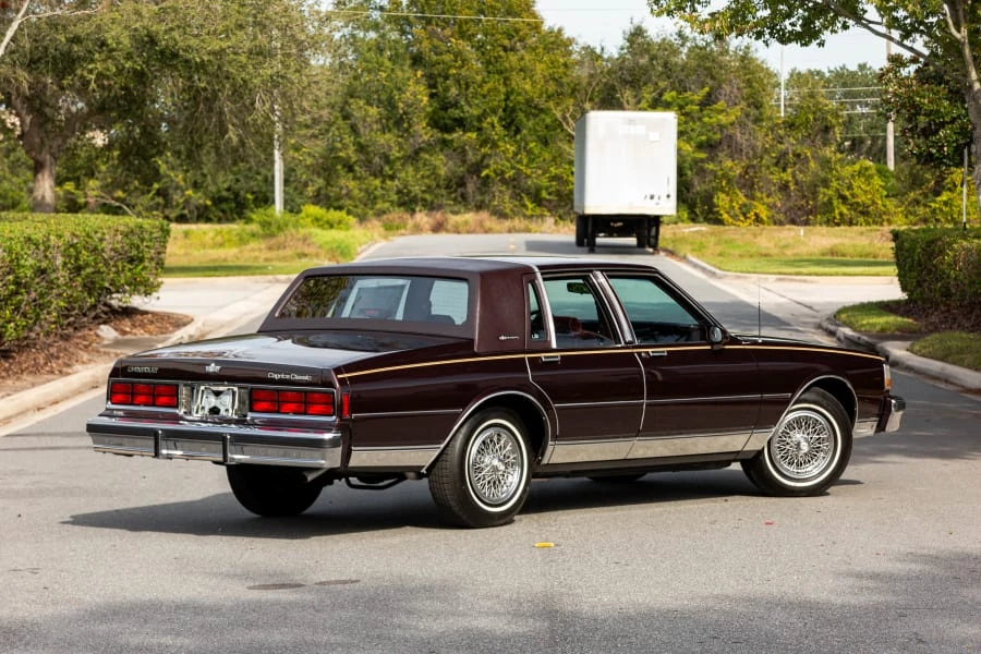 1987 Chevrolet Caprice - Image 2 of 31