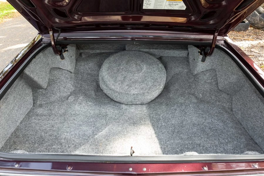 1987 Chevrolet Caprice - Image 30 of 31