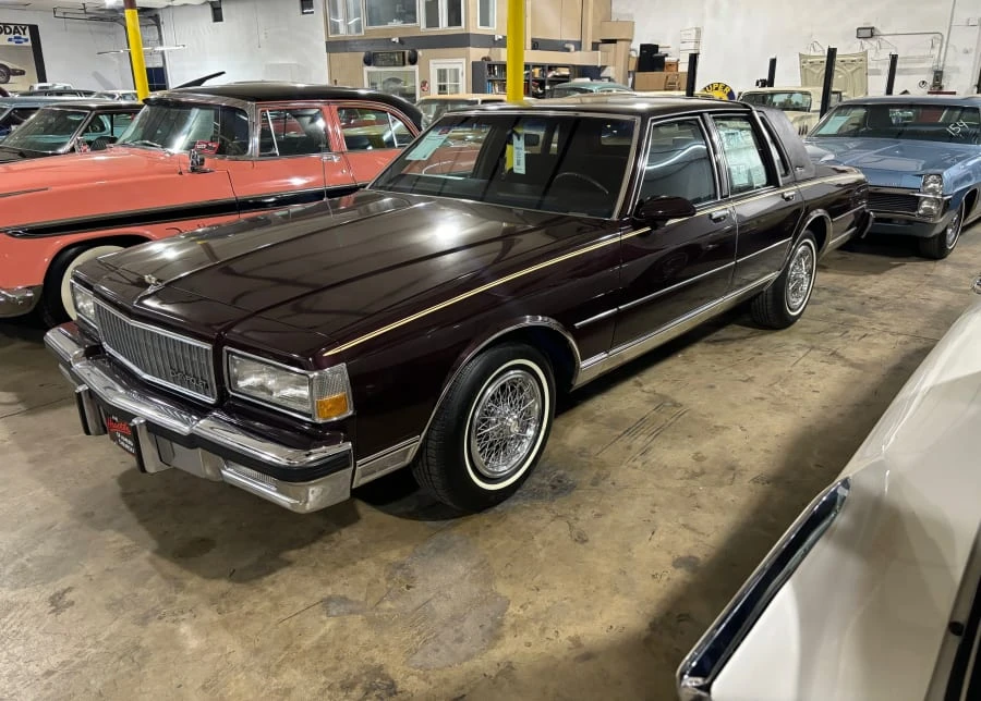 1987 Chevrolet Caprice - Image 8 of 31