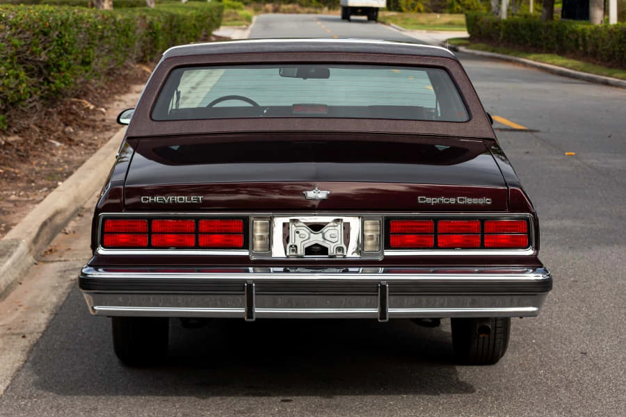 1987 Chevrolet Caprice - Image 4 of 31