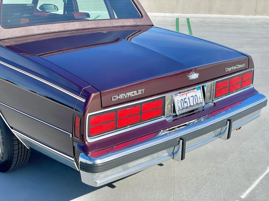 1987 Chevrolet Caprice - Image 22 of 31