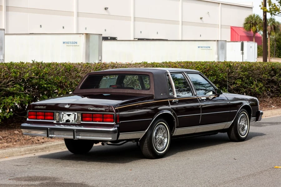 1987 Chevrolet Caprice - Image 5 of 31