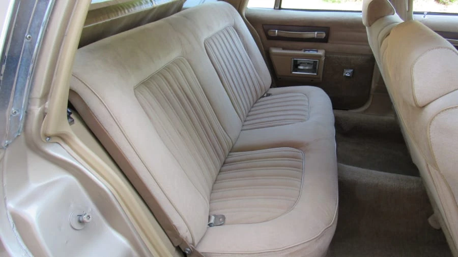 1987 Chevrolet Caprice - Image 6 of 12