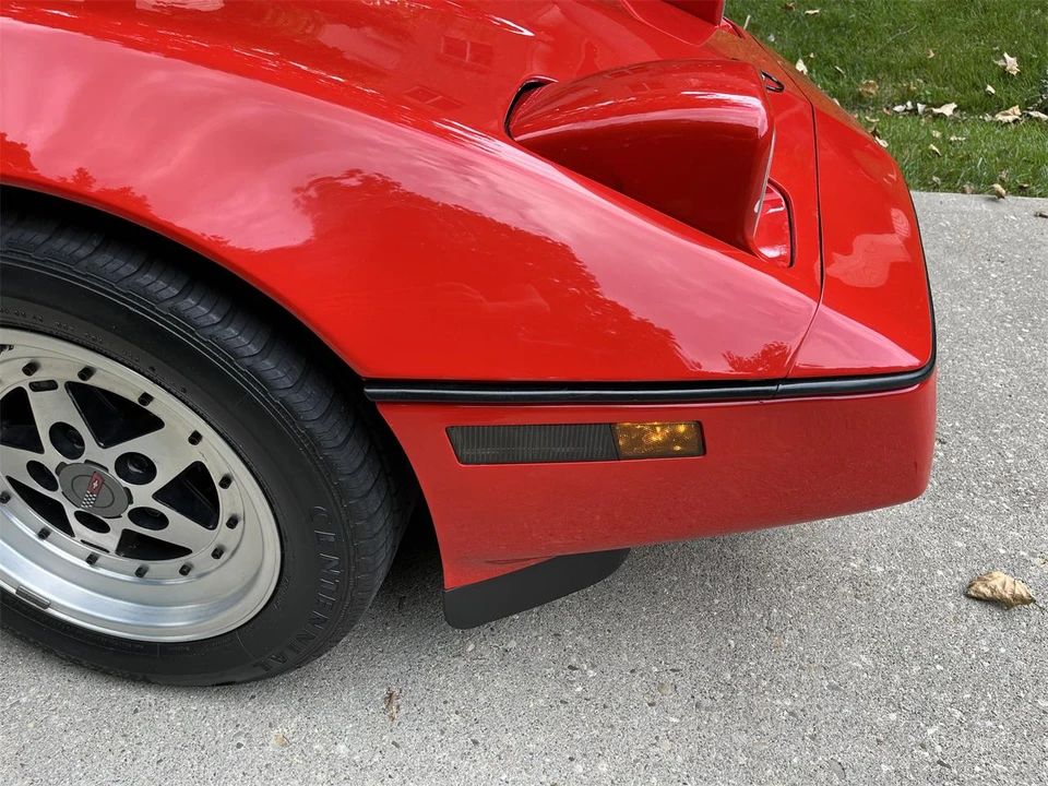 1987 Chevrolet Corvette C4 - Image 27 of 31