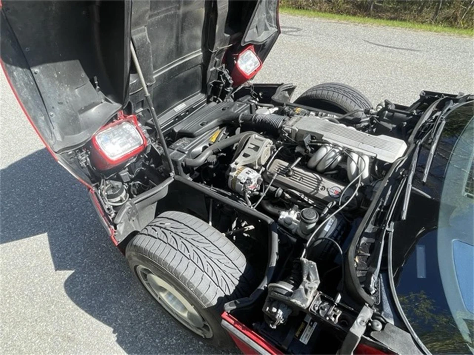1987 Chevrolet Corvette C4 - Image 14 of 22