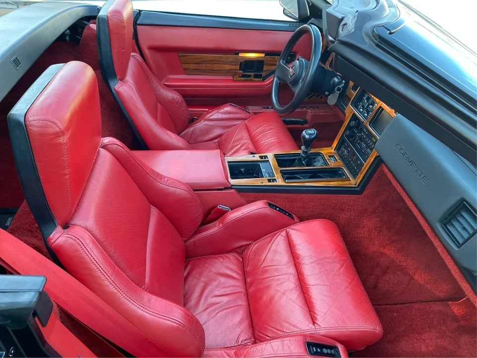 1987 Chevrolet Corvette C4 - Image 14 of 19