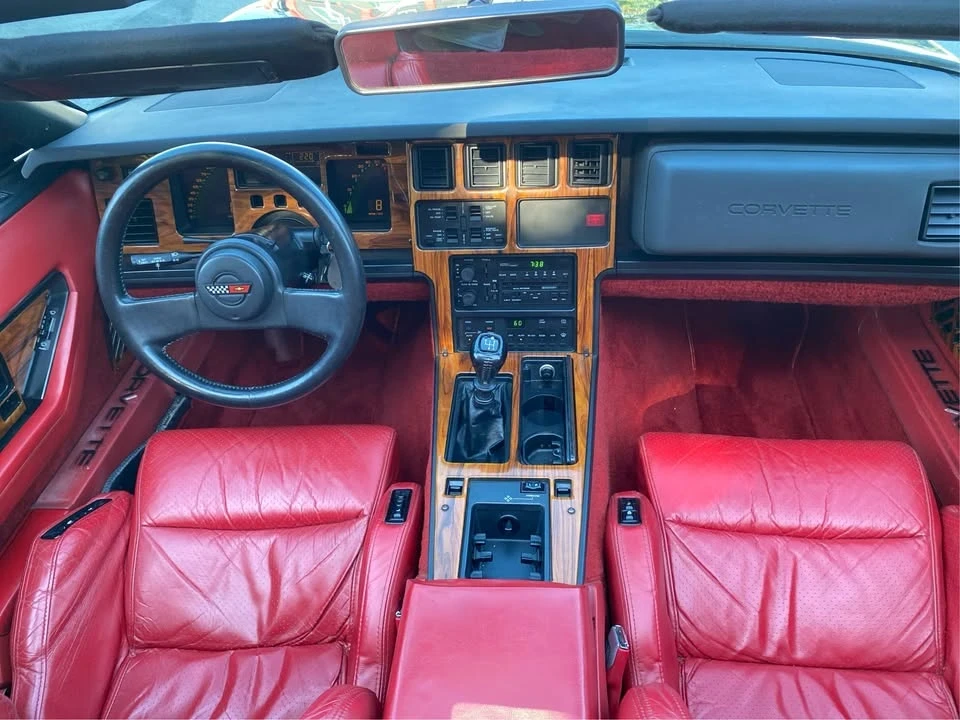 1987 Chevrolet Corvette C4 - Image 13 of 19