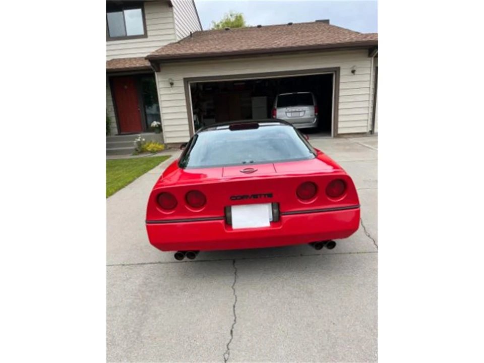 1987 Chevrolet Corvette C4 - Image 6 of 10