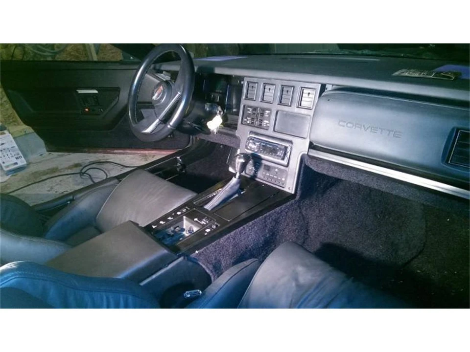 1987 Chevrolet Corvette C4 - Image 3 of 12
