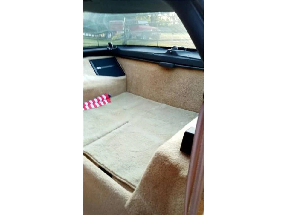 1987 Chevrolet Corvette C4 - Image 2 of 12