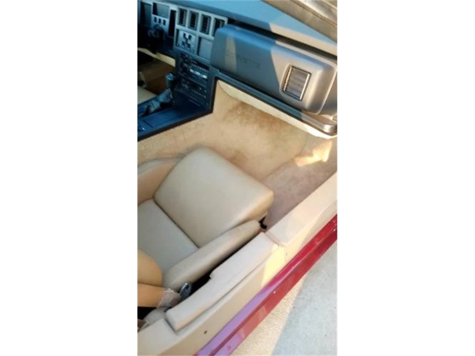 1987 Chevrolet Corvette C4 - Image 3 of 12