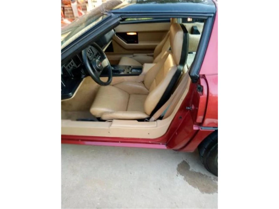 1987 Chevrolet Corvette C4 - Image 6 of 12