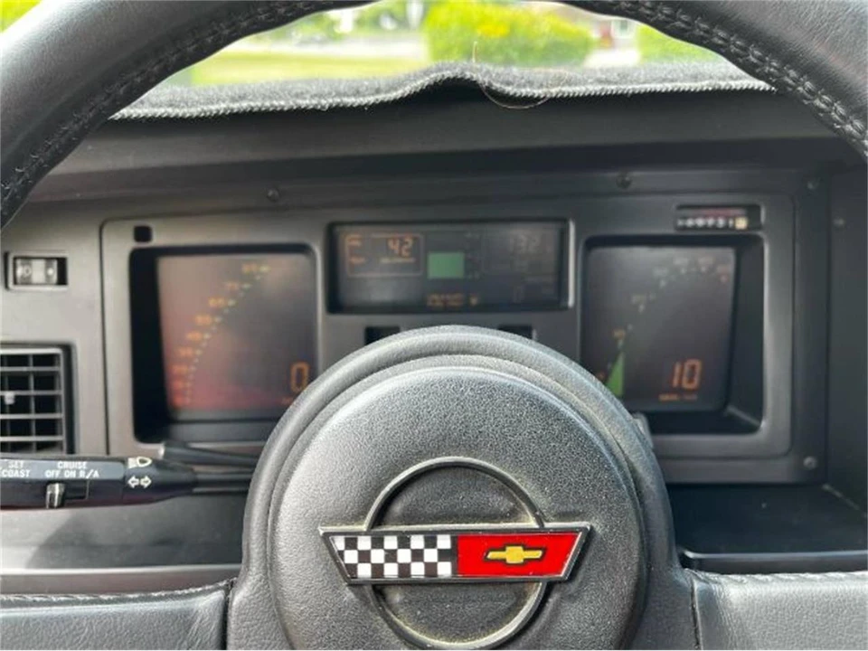 1987 Chevrolet Corvette C4 - Image 2 of 18