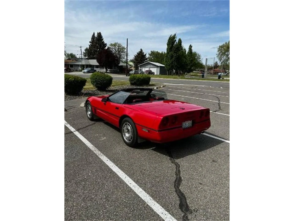 1987 Chevrolet Corvette C4 - Image 7 of 18