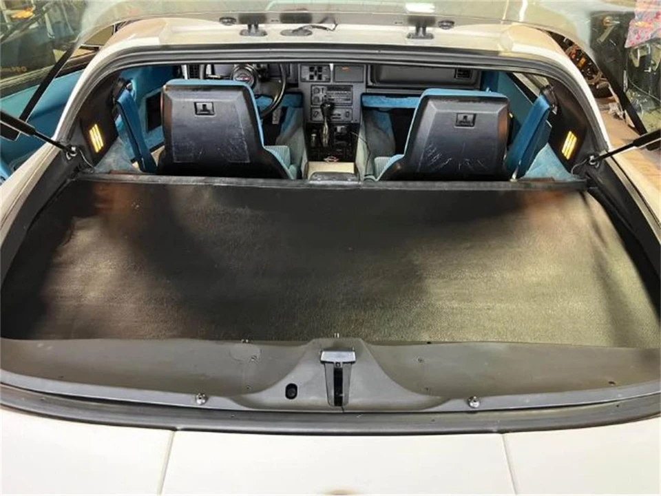 1987 Chevrolet Corvette C4 - Image 8 of 14