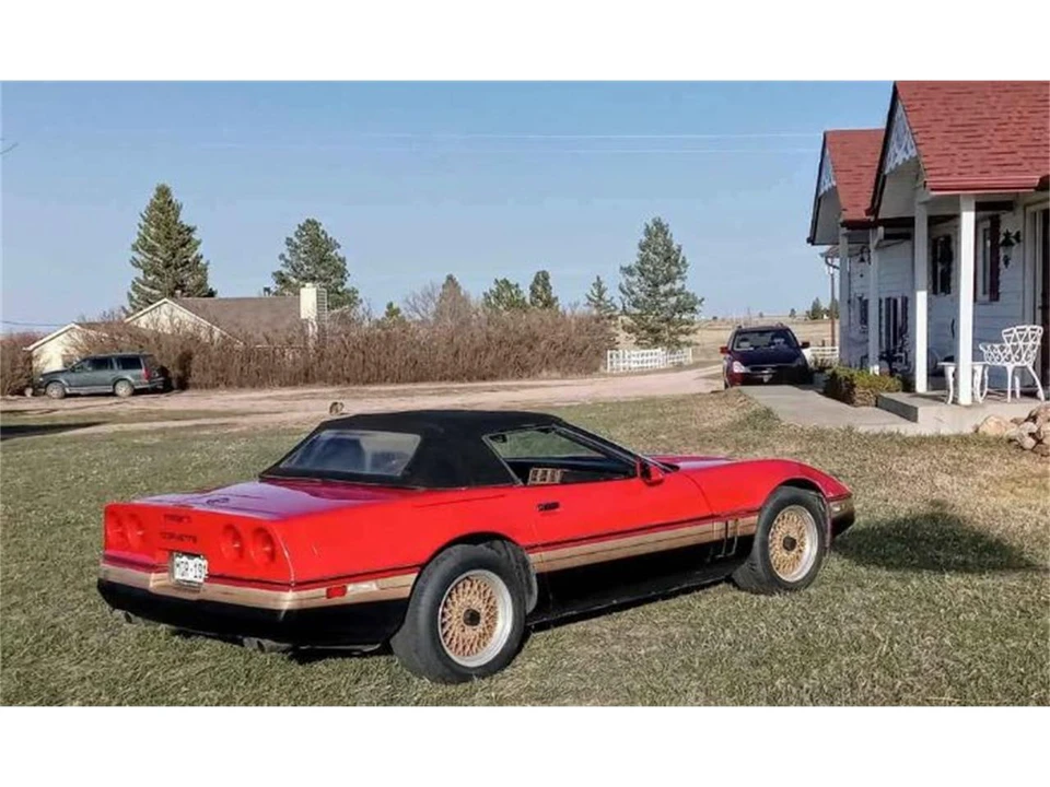 1987 Chevrolet Corvette C4 - Image 8 of 11