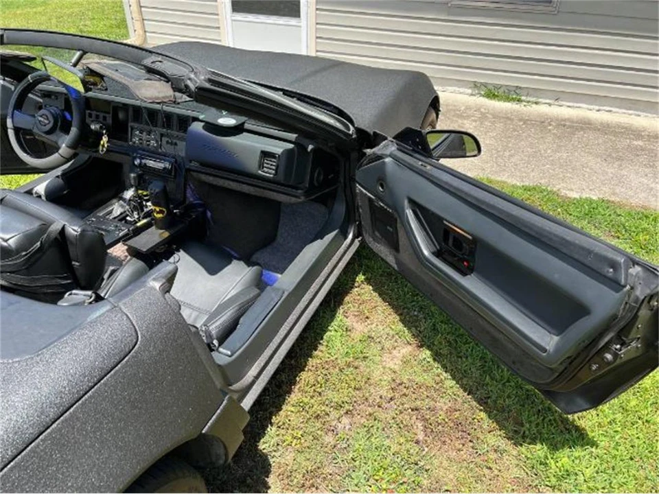 1987 Chevrolet Corvette C4 - Image 11 of 12