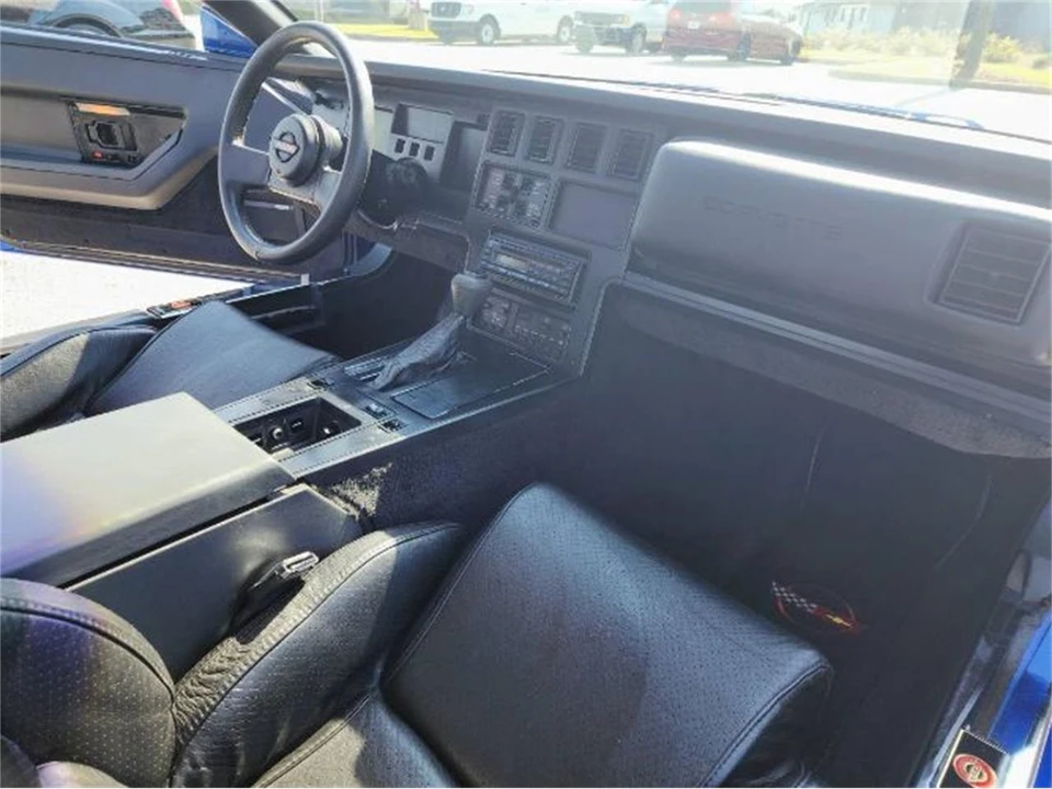 1987 Chevrolet Corvette C4 - Image 13 of 19
