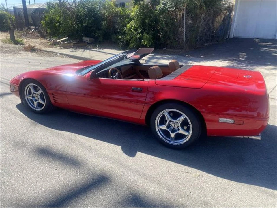 1987 Chevrolet Corvette C4 - Image 9 of 20