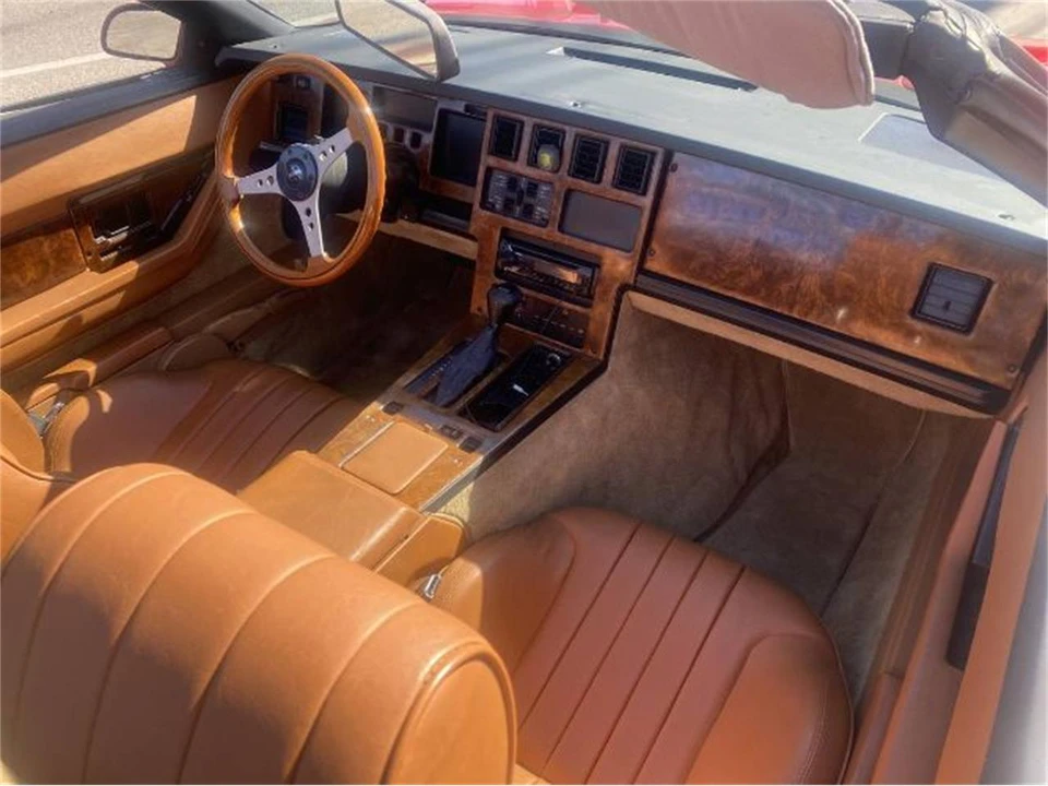 1987 Chevrolet Corvette C4 - Image 17 of 20