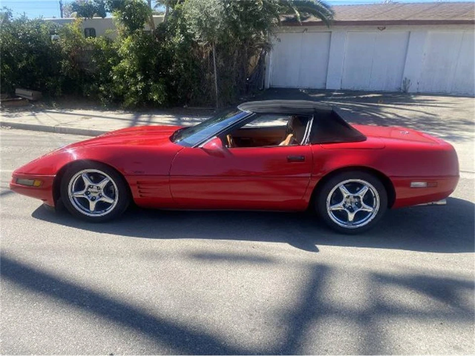 1987 Chevrolet Corvette C4 - Image 19 of 20