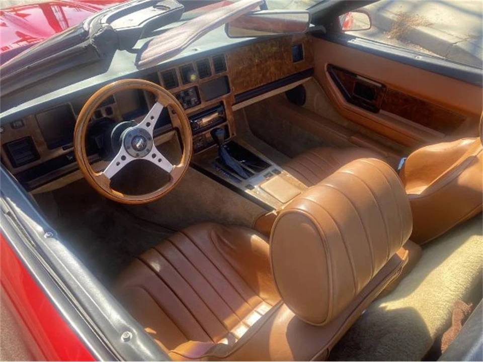 1987 Chevrolet Corvette C4 - Image 16 of 20
