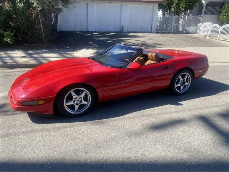 1987 Chevrolet Corvette C4 - Image 13 of 20