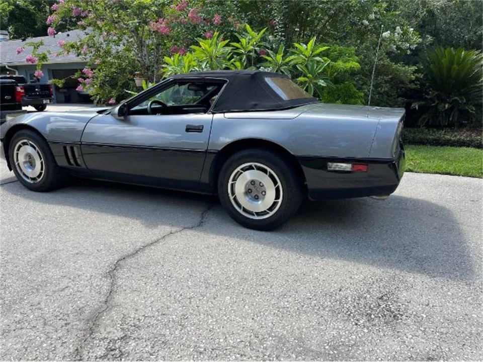 1987 Chevrolet Corvette C4 - Image 15 of 24