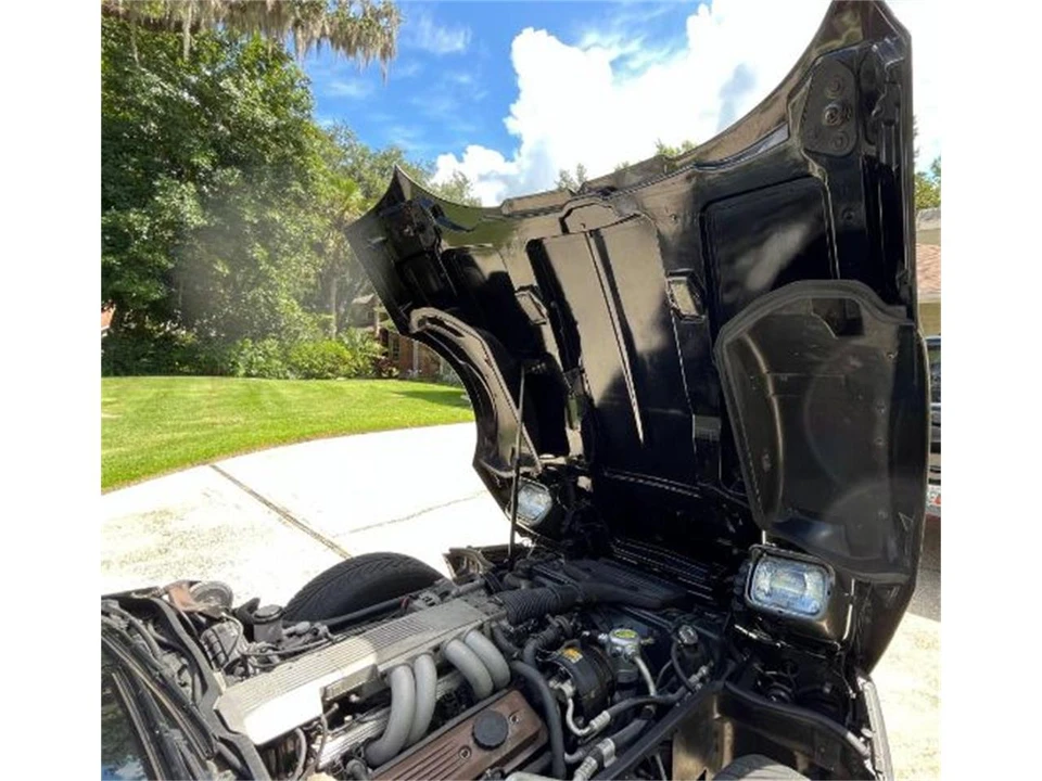 1987 Chevrolet Corvette C4 - Image 13 of 24