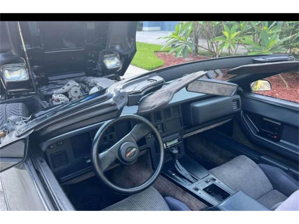 1987 Chevrolet Corvette C4 - Image 20 of 24