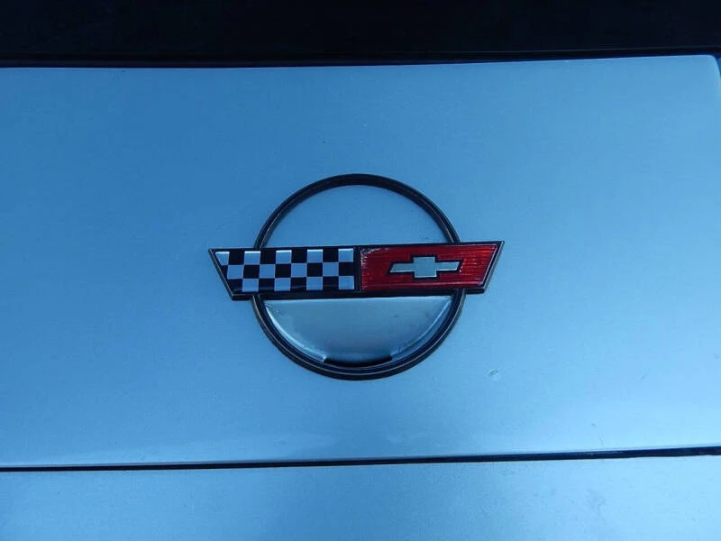 1987 Chevrolet Corvette C4 - Image 16 of 31