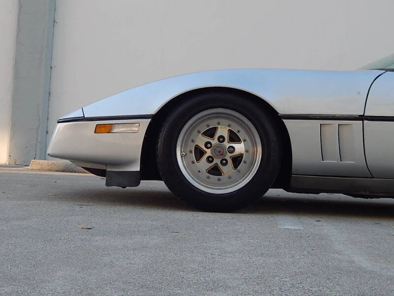 1987 Chevrolet Corvette C4 - Image 14 of 31